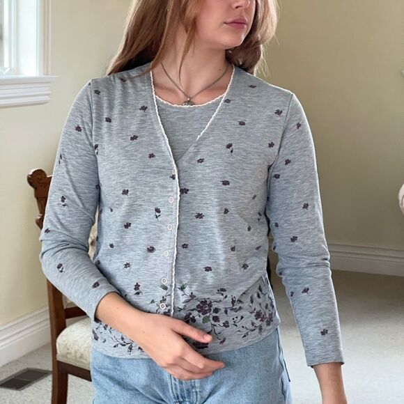 Gorgeous vintage long sleeve cardigan and tee combo, size small floral pattern - Picture 1 of 9
